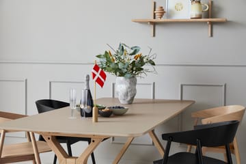 Celebrating Denmark 깃발 40 cm - Oak-brass - Andersen Furniture | 안데르센 퍼니처