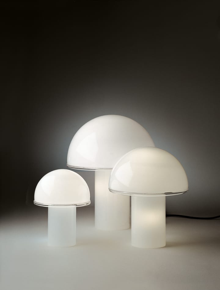 Onfale Grande 테이블 조명 Ø36 cm, Opal white Artemide | 아르떼미데