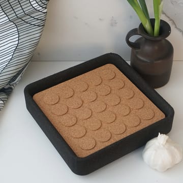 닷츠 정사각 트리벳 20x20 cm - Brown - Born In Sweden | 본인스웨덴