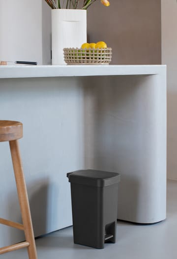 스텝업 페달 빈 10 L - Dark grey - Brabantia | 브라반티아