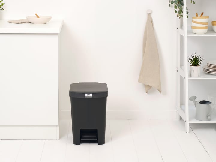 스텝업 페달 빈 25 L, Dark grey Brabantia | 브라반티아