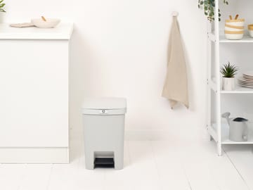 스텝업 페달 빈 25 L - Light grey - Brabantia | 브라반티아